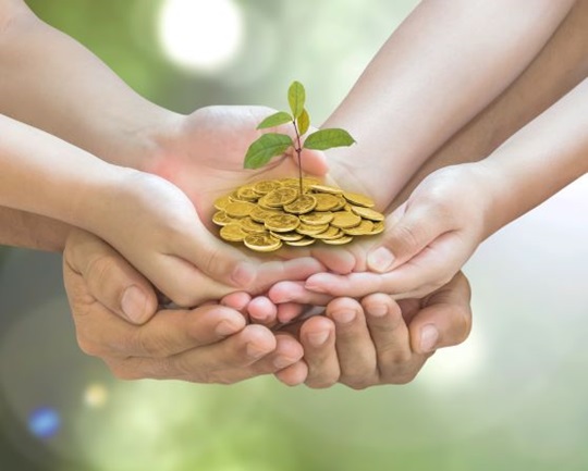 Si está pensando en legar un seguro, donar un fondo, dejar en herencia un inmueble... puede ahorrarse miles de euros siguiendo nuestros consejos 